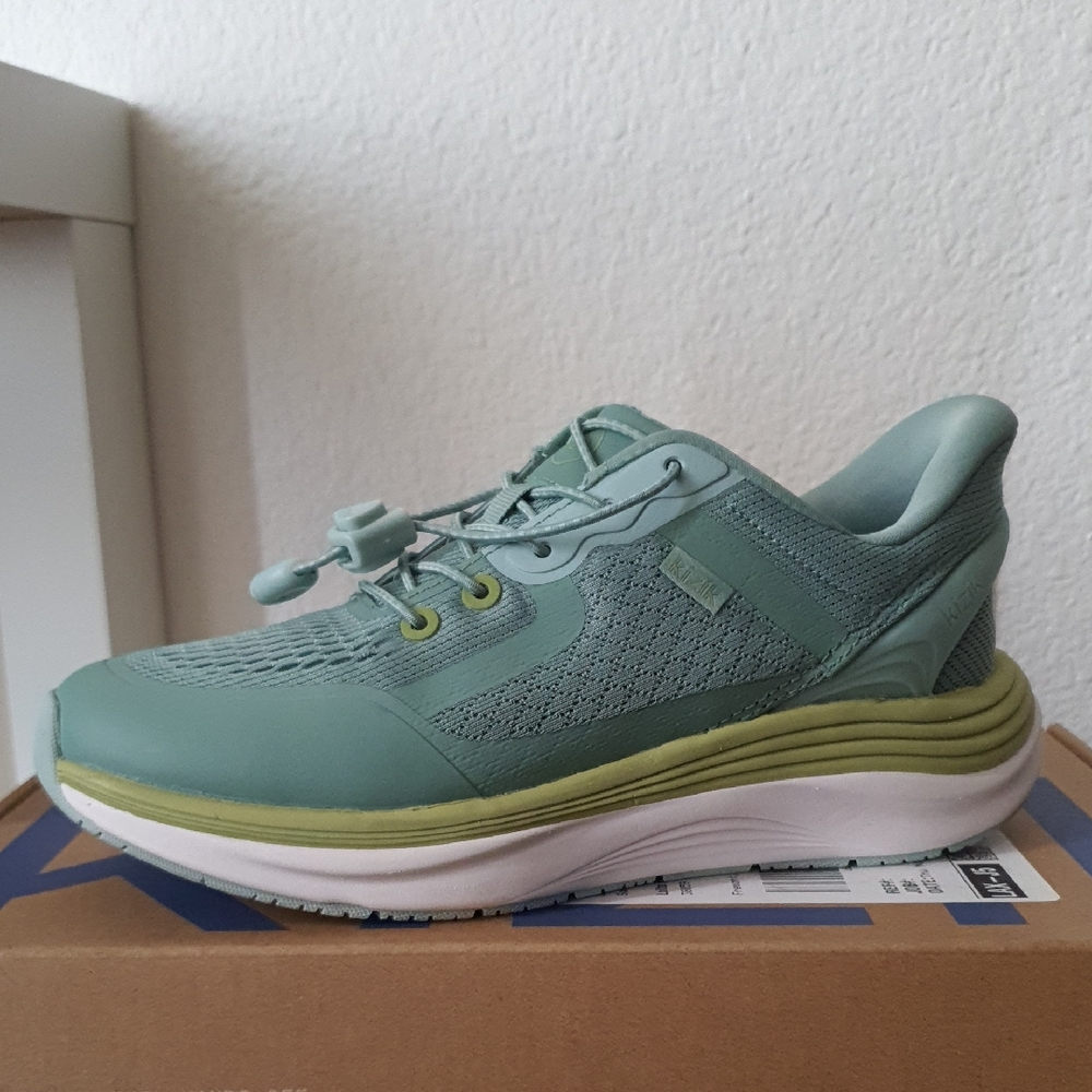 Stylish Green Women's Sneakers